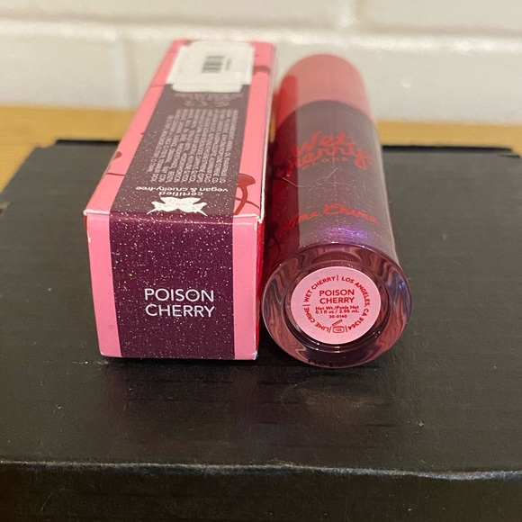 Lime Crime Wet Cherry Poison Cherry glitter lip gloss - Picture 5 of 5